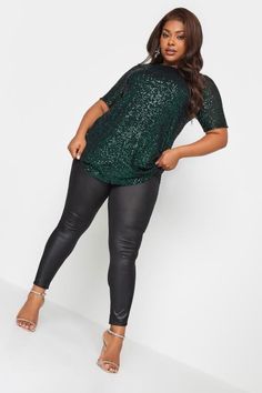 Shop YOURS LONDON Curve Green Sequin Swing Top at Yours Clothing. Discover women’s plus size clothing in sizes 10-36 with fast delivery. Plus Size Dressy Tops, Plus Size Dressy, Elegant Wedding Guest Dress, Plus Swimwear, Evening Tops, Next Fashion, Green Sequins, Stylish Plus, Stretch Leggings