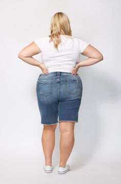 The SLINK Medium Rise Shorts will be your new favorite . Designed with you in mind, the super soft and ultra chic denim fabric now comes in a stylish short with an 11" inseam and drawstring detail. Perfect to pair with a Relaxed Tank and sneakers. Content: 81% Cotton 15% Poly 3% Spandex 1% Rayon Mid-rise Bermuda Shorts With Frayed Hem And Relaxed Fit, Casual Mid-rise Jean Shorts With Built-in Liner, Mid-rise Denim Bermuda Shorts With Pockets, Cotton Bermuda Jean Shorts With Built-in Shorts, Denim Bermuda Shorts With Built-in Shorts In Blue, Denim Chic, Denim Overalls, Denim Fabric, Shirt Sale