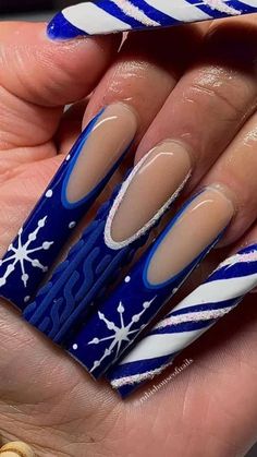 Christmas Nails Royal Blue, Winter Nail Art 2023, Long Christmas Nails Acrylic, Royal Blue Christmas Nails, Christmas Nail Designs Blue, Christmas Long Nails, Christmas Nail Sets, Blue Christmas Nail Designs, Blue Holiday Nails