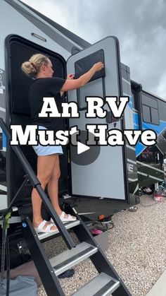 an rv must have steps up to the door