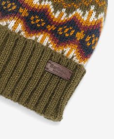 Case Fairisle Beanie The Barbour Case beanie hat is a warm and cosy accessory for chilly days. Knitted with a fairisle design and a contrasting ribbed turnup hem, it’s finished with a big bobble to the top. Wear it with a sweatshirt and jeans this weekend. England Badge, Beanie Scarf, Waxed Cotton Jacket, Fair Isles, Gucci Hat, Burberry Hat, Italian Outfits, Scarf Gift, Scarf Set