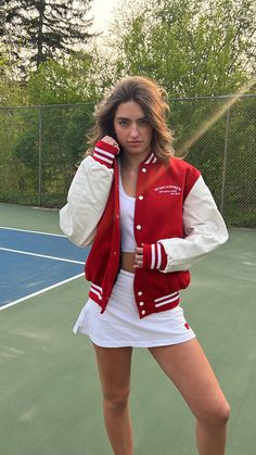 An authentic vintage inspired letterman jacket with a polyester quilted lining and pu leather arms. Unisex sizing - jackets run big Letterman Jacket Women, Taylor Swift Letterman Jacket, Sorority Letterman Jacket, Vintage College Outfits, Vintage Letterman Jacket Outfit, American High School Outfit, Letterman Jacket Aesthetic, 70s Sports Fashion, American Vintage Outfits