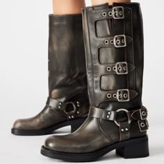 Steve Madden Rocky Brown Distressed Boots. Brand New In Box. Women's Motorcycle Boots, An Engineer, Steve Madden Boots, Motorcycle Women, Motorcycle Boots, Comme Des Garcons