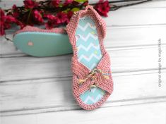 DIGITAL PATTERN FOR MAKING WOMEN NO-THONG SANDALS ON FLIP-FLOP SOLES The cheapest pair of flip-flops can be turned into a pair of charming sandals for those who don't like the thongs. From how to prepare the flip-flop soles, up to crocheting these wonderful sandals, you'll find everything into this pattern. This pattern contains 9 pages of detailed instructions,2 videos, notes, tips, diagrams, large and detailed photos. FOR MORE ORIGINAL & CHARMING DESIGNS PLEASE VISIT MY SHOP AT https://www Summer Footwear, Sports Baby, Crochet Applique, Baby Yarn, Applique Patterns, Shoes Slippers, Easy Summer, Thong Sandals, Yarn Colors