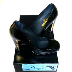 This Is A Brand New Pair Of Authentic Chanel Patent Pumps For Sale. * Size 36 1/2 (Chanel Size) * Color Black * Patent Leather * Box(No Lid) And Dustbags Are Included * Made In Italy Please Note That The Size Is Chanel 36 1/2, But They Usually Run 1/2 Size Smaller. Please Do You Own Research Before Purchasing. Note That The Photos May Vary Due To Lightings. I Do Not Accept Returns. Sold As Is. All Sales Are Final. Thank You. Luxury Evening Court Shoes With 4-inch Heel, Luxury Patent Leather Court Shoes For Office, Designer Patent Leather Court Shoes With Almond Toe, Luxury High Heel Patent Leather Court Shoes, Designer Patent Leather Court Shoes For Work, Designer Patent Leather High Heel Court Shoes, Evening Patent Leather Court Shoes With Contrasting Heel, Designer Patent Leather Court Shoes With Closed Toe, Designer Patent Leather Court Shoes With Padded Heel