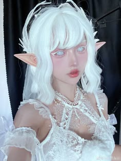 Elven Woman, Angel Makeup, Angel Costume, Ethereal Makeup, Elf Costume, Female Character Inspiration, Angel Aesthetic