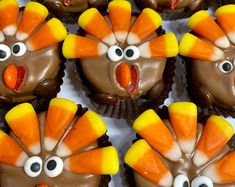 cupcakes decorated to look like turkeys with googly eyes