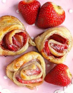 30 Impressive-Yet-Easy Puff Pastry Dessert Recipes - PureWow Strawberry Pastries, Valentine Snack, Strawberry Cinnamon Rolls, Rolls Easy, Strawberry Breakfast, Breakfast Rolls, Breakfast And Brunch