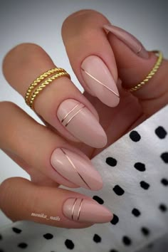 Ongles Beiges, Almond Shaped Nails Designs, Nails Acrylic Almond, Nails Short Acrylic, Beige Nails, February Nails, Almond Shape Nails, Almond Nails Designs