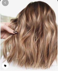 Carmel Color Hair, Carmel Blonde, Carmel Hair Color, Blonde Honey, Hair Caramel, Light Browns, Honey Hair Color, Copper Balayage, Carmel Color