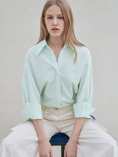 This is a delicate and more sensual cuffed shirt that is designed with open collar and hidden button double sleeve cuffs. It can be closed neatly with a hidden button fastening or tuck at the end of the sleeve to give it volume and fold the sleeve to create a 2-way style. It is made of soft-touch cotton material, it is light and comfortable to wear. - Cuffed open collar shirt- 2 way to style on sleeves- Soft touch cotton material Open Collar Shirt, Shirt Folding, Technology Fashion, Shirt Cuff, 2 Way, Half Sleeves, Cotton Material, New Look, The End