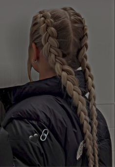 inspiração para tirar fotos incríveis Easy Trendy Hairstyles, 60 Hairstyles, Hairstyles Volleyball, Game Day Hair, Athletic Hairstyles, Hair Stylies, Hot Hair Styles, Black Hairstyles, Hair Stylist Life