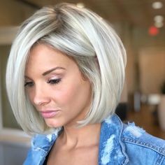 Modern Bob Hairstyles, Choppy Bob Hairstyles, Icy Blonde, Bob Hairstyles For Fine Hair, Short Bob Haircuts, Penteado Cabelo Curto, Blonde Bobs, Short Bob Hairstyles, Short Bob