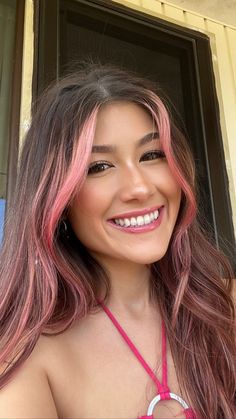 Brown To Pink Balayage, Brown Hair With Pink, Brown Hair With Pink Highlights, Pink Hair Highlights, Pink Balayage, How To Have Style, Rambut Brunette