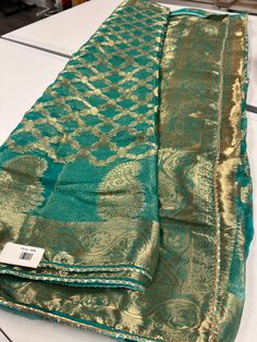 Comes with blouse piece Organza Sarees, Simple Pakistani Dresses, Pakistani Dresses, Blouse Piece, Womens Clothing Tops, Jewelry Earrings Dangle, Dangle Earrings, Bathing Beauties, Display Homes