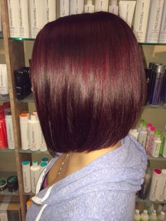 Merlot red Short Maroon Hair, Short Burgundy Hair Bob, Red Bobs, Cherry Red Bob, Maroon Short Hair, Dark Cherry Cola Hair, Dark Red Bob, Dark Brown Bob