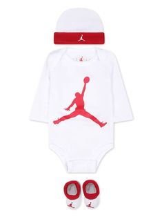 white/red cotton blend signature Jumpman motif round neck long sleeves press-stud fastening matching hat and booties Air Force One Shoes, Baby Boy Swag, Cute Nike Outfits, Kids Jordans, Baby Set, Nike Kids, Jordan 3, Nike Store, Kids Outfits Girls