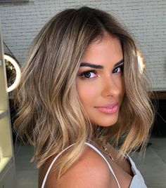 Dirty Blonde Wigs with Balayage for Women Caucasian 100% Human Hair Blond Cenușiu, Dirty Blonde Hair Color Ideas, Spring Haircuts, Short Ombre Hair, Short Dark Hair, Tousled Bob, Bronde Balayage, Short Brown Hair, Dirty Blonde Hair