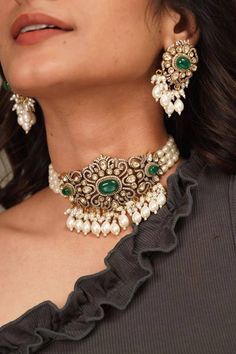 Gorgeous Sabyasachi inspired Victorian Necklace with matching Dangle earrings. Studded with Emerald colored Onyx Stones and Faux CZ Diamond AAA quality stones. All Handmade! Green stones are and white tiny ones of high quality cubic zirconia. Metal: Pure silver mix brass. Silver content around 20%. Black rhodium plated. This choker is flexible and takes the shape of the neck. Fine quality and craftsmanship. Perfect for desi/ Indian/ Pakistani/weddings. Necklace comes in drawstring cord therefore Green Diamond Necklace, Victorian Jewelry Necklace, Jewelry Pakistani, Victorian Necklace, Diamond Necklace Set, Green Stones, Pakistani Jewelry, Zircon Jewelry, Gold Jewelry Necklace