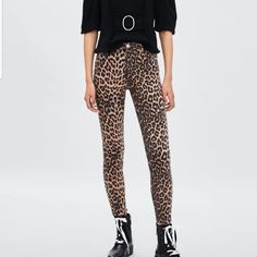 Nwt Zara Trafaluc Denim Collection High-Rise Skinny Ankle Lenght Leopard Print Denim Jeans ||| Light Wash Ripped Jeans, Printed Denim Jeans, Leopard Print Jeans, Print Jeans, Print Denim, Jeans High Waisted, Red Jeans, Striped Jeans, Denim Collection