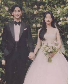 Soo Hyun Kim, Wedding Icon, Kim Soohyun, Korean Wedding, Kim Jiwon, Wedding Photos Poses, Haircuts Straight Hair, Kim Ji Won, Soo Hyun