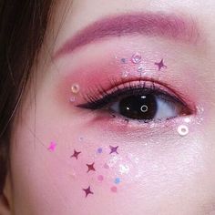 Festival Make Up, Poster Bedroom, Creative Eye Makeup, Asian Eye Makeup