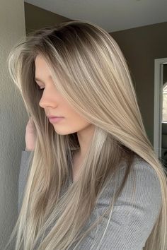 Try these 45 low maintenance hair color ideas with dark roots if you want a style that grows out beautifully. From the dark blonde with blonde highlights color combo you see here to styles with ombre and balayage, these easy to maintain hair colors don't need frequent salon visits to stay gorgeous. Tap to see all of them now and save your favorites! Hair Colors With Dark Roots, Blonde With Blonde Highlights, Grown Out Blonde Hair, Dark Roots Blonde Hair Balayage, Low Maintenance Hair Color, Cool Blonde Hair Colour, Rich Brown Hair, Beige Blonde Hair