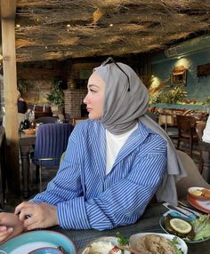 Hijabi Modest Outfits, Baby Blue Outfit, Abaya Collection, Baby Blue Shirt, Stylish Outfits Casual, Popular Clothing Styles, Simple Casual Outfits