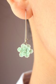 Succulent earrings made of polymer clay. To create a jewelry used high quality materials. Earrings For Teachers, Succulent Earrings, Succulent Jewelry, Plant Jewelry, 1st Year, Diy Clay Crafts, Diy Plants, Clay Ideas, Diy Clay