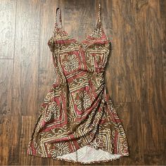 Brand New Originally $59 Brown And Pink Pattern Super Flattering Summer Dress Xs V-neck Ruched Sundress For Vacation, Ruched V-neck Sundress Mini Dress, Ruched V-neck Mini Dress For The Beach, Ruched V-neck Sundress, Casual Ruched Mini Dress For The Beach, Casual Ruched Mini Dress For Beach, Casual Ruched Sundress For Date Night, Urban Outfitters Fitted Mini Dress For Vacation, Casual Ruched Mini Dress With V-neck