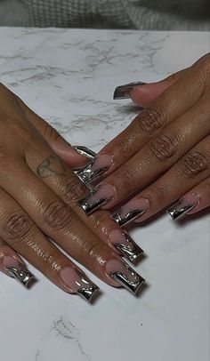 Sliver Chrome Nails French Tip, Sliver Nails Ideas Long, Crome Nails Designs Square, Silver Square Nails, Chrome Nails Square, Chrome Nails Silver, Silver Chrome Nails, Sliver Nails, Silver Acrylic Nails