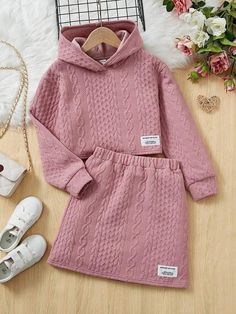 Baby Girls Frock Designs For Winter, Baby Girl Dress Design Pakistani Winter, Pink Winter Loungewear For Babies, Hijabista Fashion, Baby Gowns Girl, Blouse Casual Fashion, Eid Outfit, Sweatpants Style, Baby Couture