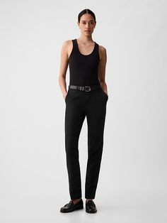 Mid Rise BiStretch Slim Pants Fitted Straight Bottoms For Workwear, Sleek Fitted Straight Bottoms, Gap Straight Hem Bottoms For Work, Gap Straight Hem Workwear Bottoms, Elegant Gap Straight Leg Bottoms, Chic Straight Pants By Gap, Straight Elastane Dress Pants For Work, Chic Gap Straight Leg Pants, Slim Fit Straight Pants