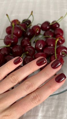 Thanksgiving Nails Design, Nails Design Fall, Thanksgiving Nail Ideas, Elegant Thanksgiving, Thanksgiving Nail Designs, Thanksgiving Nail, Unique Thanksgiving, Cherry Nails, Minimal Nails