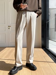 Men's Trousers Outfit, Plated Pants Outfit Men, Men Slacks, Trouser Outfit For Men, Beige Dress Pants Outfit Men, Men Dress Pants Outfits, Dress Pants Men Outfit, Fabric Pants Outfits Men, Trousers Outfit For Men