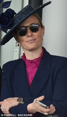 Zara Tindall is pictured smiling and looking stylish in a navy blue and fuchsia outfit at Ainstree | Daily Mail Online Zara Tindall Style, Zara Philips, Fuchsia Outfit, Navy Blue Outfit, Money Aesthetics, Royal Ascot Races, Royal Family Portrait