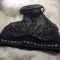 New Never Been Used With Tags Glamorous Fitted Bra For Parties, Fitted Bra For Spring Party, Victoria's Secret Elegant Party Bra, Elegant Party Bra By Victoria's Secret, Chic Party Crop Top With Bra-friendly Design, Elegant Victoria's Secret Party Bra, Elegant Bra-friendly Crop Top For Evening, Elegant Evening Crop Top, Bra-friendly, Elegant Evening Crop Top, Bra Friendly