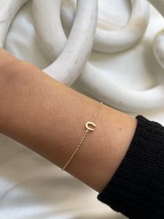 14k Gold Tiny Horseshoe Bracelet | ZOE LEV Horseshoe Bracelet, Horseshoe Jewelry, Pretty Jewelry Necklaces, Horseshoe Necklace, Everyday Bracelet