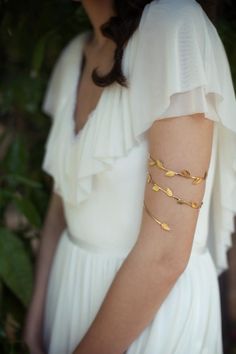 Wrap Around Delicate Branch Bracelet, Gold Leaves Arm Band, Wrap Around Wrist Bracelet, Gold Leafs B Wedding Coursage, Arm Band Jewelry, Arm Cuff Jewelry, Branch Bracelet, Gold Arm Cuff, Gold Arm Band, Leaf Headband, Unique Bridal Jewelry, Arm Jewelry