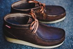 Clark Wallabees, Screenplay Ideas, Mens Brogue Boots, Best Dress Shoes, Mens Casual Leather Shoes