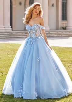 Cinderella Prom Dress, Poofy Prom Dresses, Ball Gown Princess, Gown Princess, Princess Prom Dresses, Blue Ball Gowns, Ball Gowns Princess, Long Blue Dress, Stunning Prom Dresses