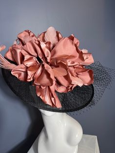 Pink Feather-trimmed Costume Hats For Royal Ascot, Flower-shaped Fascinator For Kentucky Derby, Summer Formal Flower-shaped Fascinator, Elegant Flower-shaped Adjustable Fascinator, Fascinator Hats Diy, Luxury Flower-shaped Women's Fascinator, Derby Hats Fascinators, Kentucky Derby Hat, Diy Hat