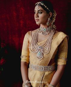 Bridal Hairstyles Short, Gold Haram Designs, Bridal Jewelery, Indian Men Fashion, Bridal Diamond Jewellery, Indian Bridal Dress, Bridal Jewelry Collection