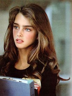 Eyebrow Grooming, 80s Hair, Brooke Shields, Grunge Hair, Dream Hair, Aesthetic Hair, Hairstyles Haircuts