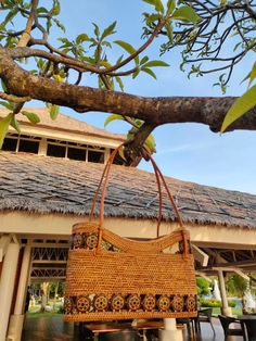 Handmade Rattan handbag With Coconut Button – Boho Living Room Western Style Interior, Rattan Bags, Elegant Handbags, Rattan Handbags, Inspired Handbags, Bali Island, Beach Attire, Rattan Bag, Summer Soiree