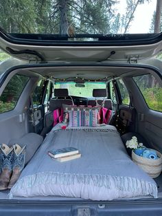 Super cozy #4runner #camping #cars #cozy #summer #nook 4runner Car Camping, 4runner Accessories Girly, Rav 4 Camping, 4 Runner Camping, 4runner Aesthetic, Bed In Car, Small Car Camping, 4runner Camping, Rav4 Camping