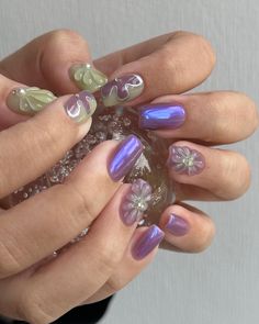 Kawaii Gel Nails, Fairycore Nails Short, Victoria Paris Nails, Acrylic Nails Fairycore, Funky Gel Nails, Fairy Vibe Nails, Short Purple Nails, Short Maximalist Nails, Fairycore Nail Art