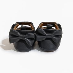 Dress your little princess in these Girls Leather Classic Bowknot Shoes! 🦋👶 Perfect for baby girls aged 0-24 months, these charming shoes feature an elegant butterfly-knot design that adds a touch of whimsy to any outfit. Made from high-quality leather, they are ideal for spring and autumn wear. The anti-slip rubber outsole ensures safe steps for your little one, while the Velcro closure makes them easy to put on and take off. With a solid pattern and a true-to-size fit, these first walkers ar Bowknot Shoes, Shoes Princess, Toddler Crib, Autumn Wear, Boys Sandals, Butterfly Knot, Knot Design, Crib Shoes, Girl Shoes