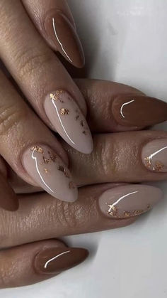 Ongles Beiges, November Nail Designs, Nails With Gold, Tato Henna, November Nails, Fall Gel Nails, Thanksgiving Nails, Classy Nails, Short Acrylic Nails