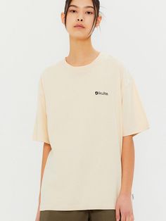 This basic T-shirt is simply detailed with icon logo print at chest. It's made from light and cool touch single jersey in relaxed silhouette for comfortable wear.- Ribbed crew neck- Logo print at chest and back - Drop shoulder- Short sleeves- Point logo label at side- Loose fit- Unisex wear Cotton T-shirt With Logo Print, Organic Cotton Logo Print T-shirt With Short Sleeves, Organic Cotton Short Sleeve T-shirt With Logo, Essential Short Sleeve T-shirt With Logo Print, Essential Short Sleeve T-shirt With Graphic Print, Essential Short Sleeve Graphic T-shirt, Essential Graphic Print T-shirt, Organic Cotton Crew Neck T-shirt With Logo Print, Essential Relaxed Fit T-shirt With Logo Print